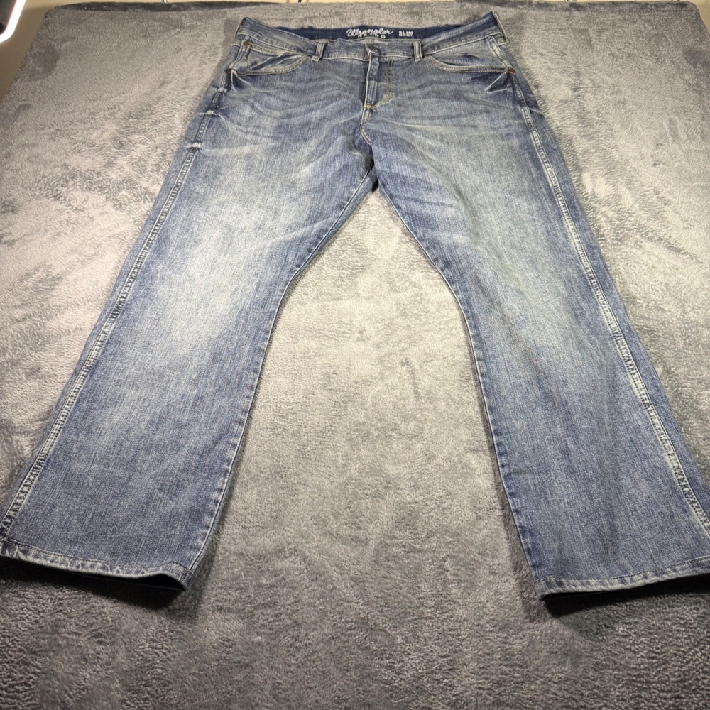 Wrangler Retro Slim Boot Men Medium Wash Blue Denim Jeans W36 L29 Bootcut